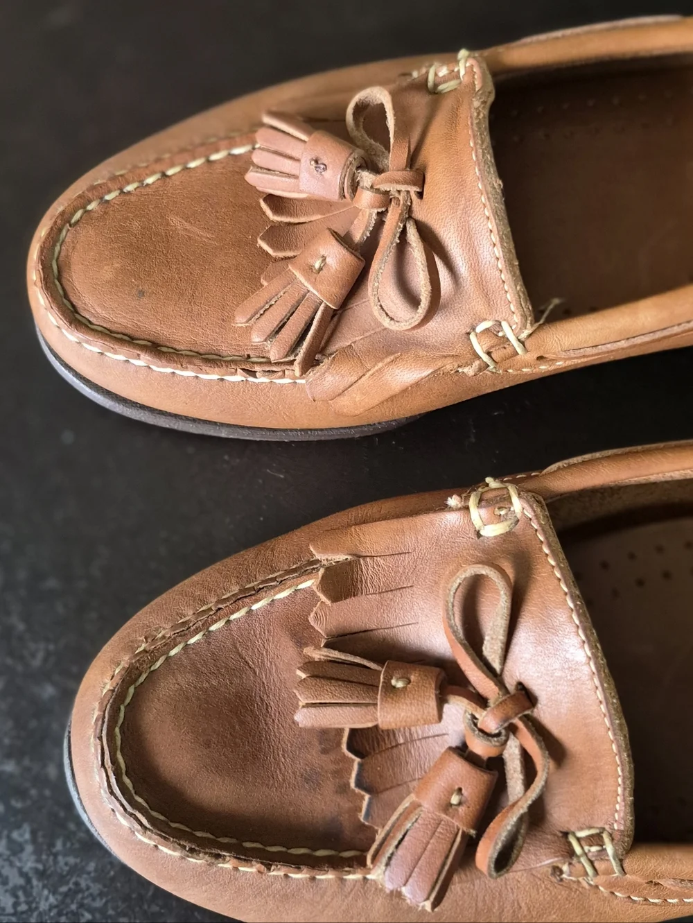 COLE HAAN LADIES VTG Cognac Brown Shall Bow Tie oak leather tassel mock loafers